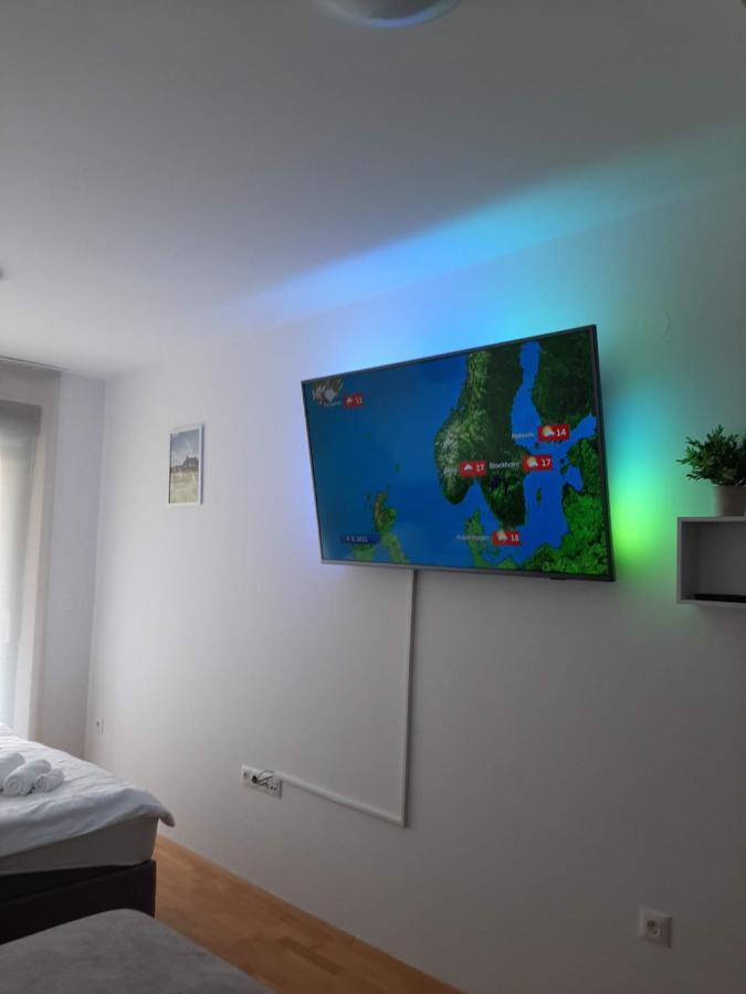 Gajeva Rooms - Stockholm Apartment Self Check-In Verőce Kültér fotó