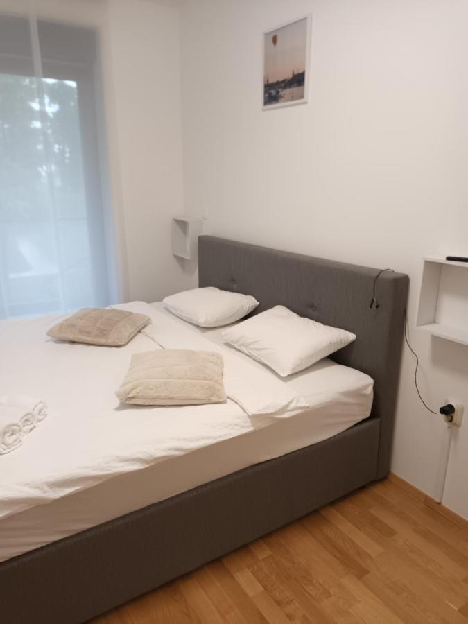 Gajeva Rooms - Stockholm Apartment Self Check-In Verőce Kültér fotó
