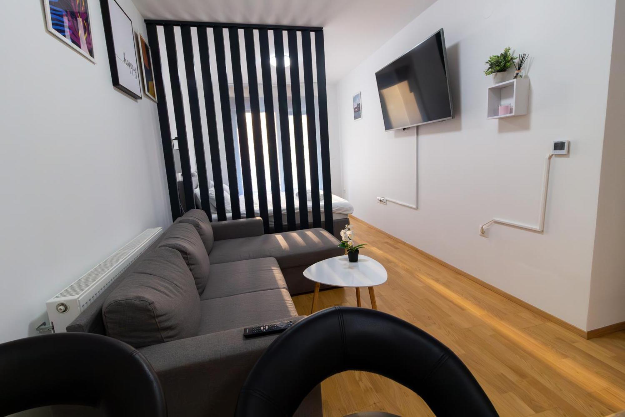 Gajeva Rooms - Stockholm Apartment Self Check-In Verőce Kültér fotó