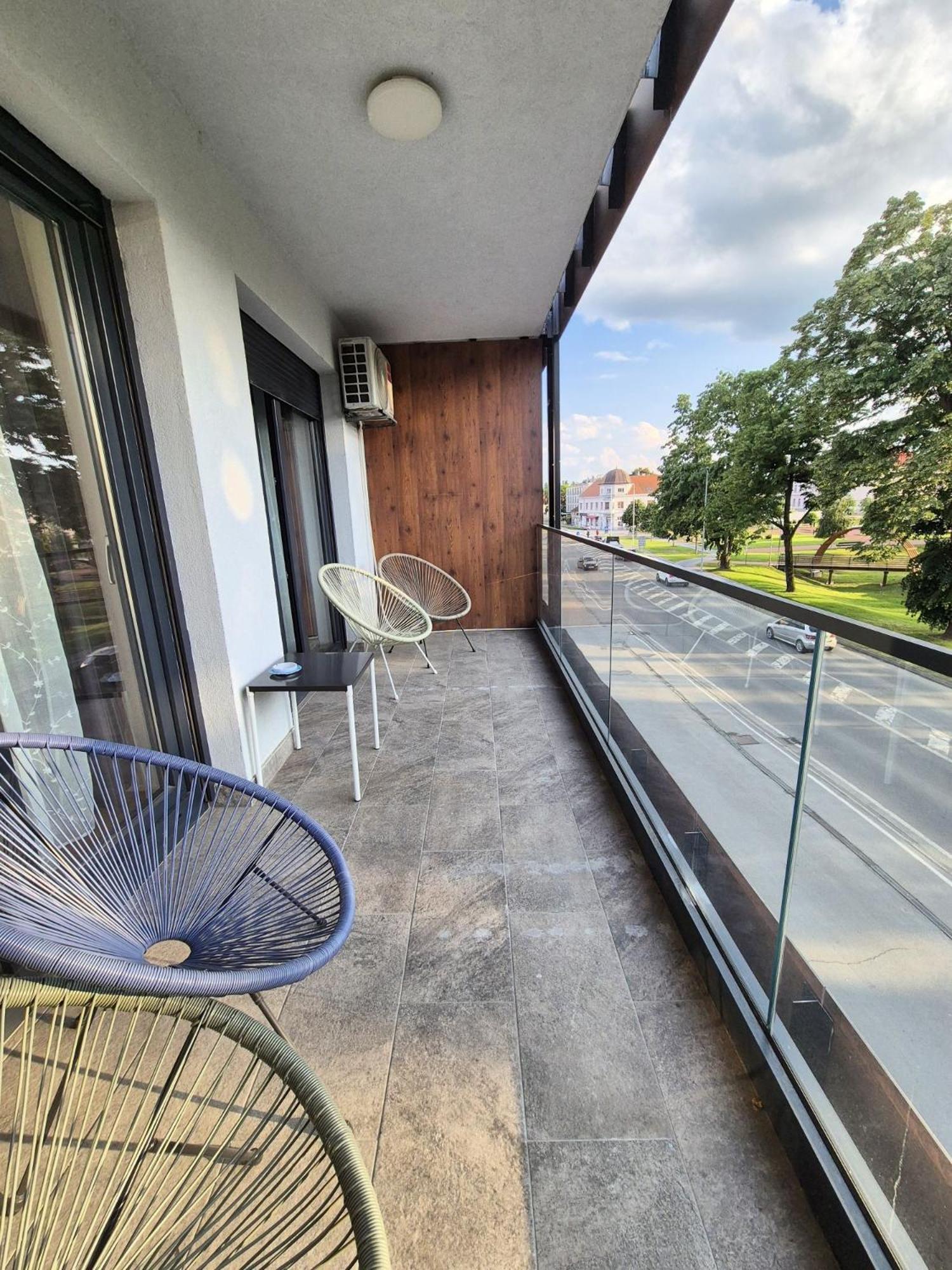 Gajeva Rooms - Stockholm Apartment Self Check-In Verőce Kültér fotó
